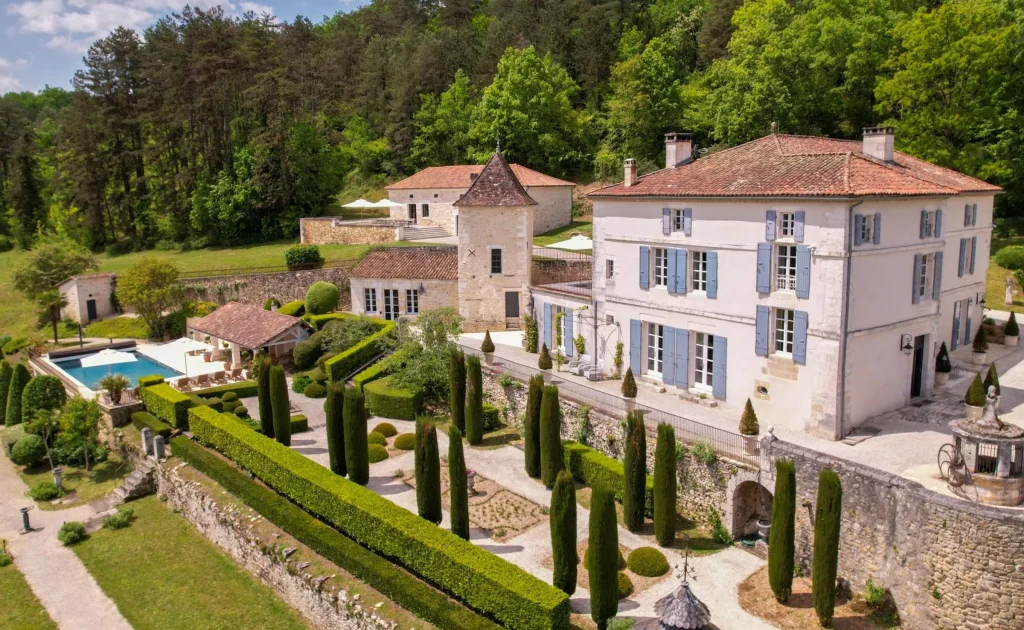 LUXURY VILLAS IN DORDOGNE - PERIGORD, SOUTHWEST, FRANCE